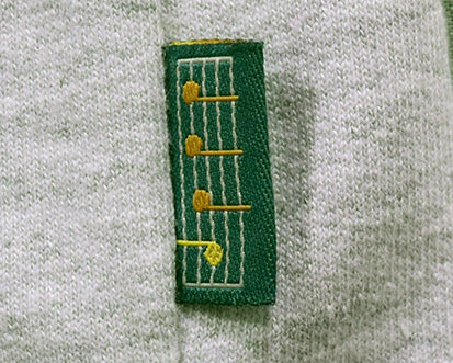 アニマル刺繍スウェット