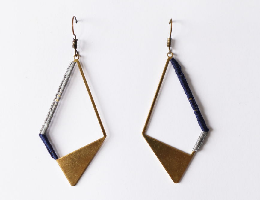 【JOJONO】刺繍カラフルひし形ピアス