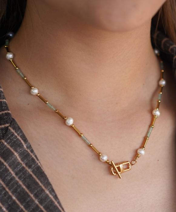 【JOJONO】アベンチュリン＆パール ゴールドネックレス｜エレガントな天然石アクセサリー